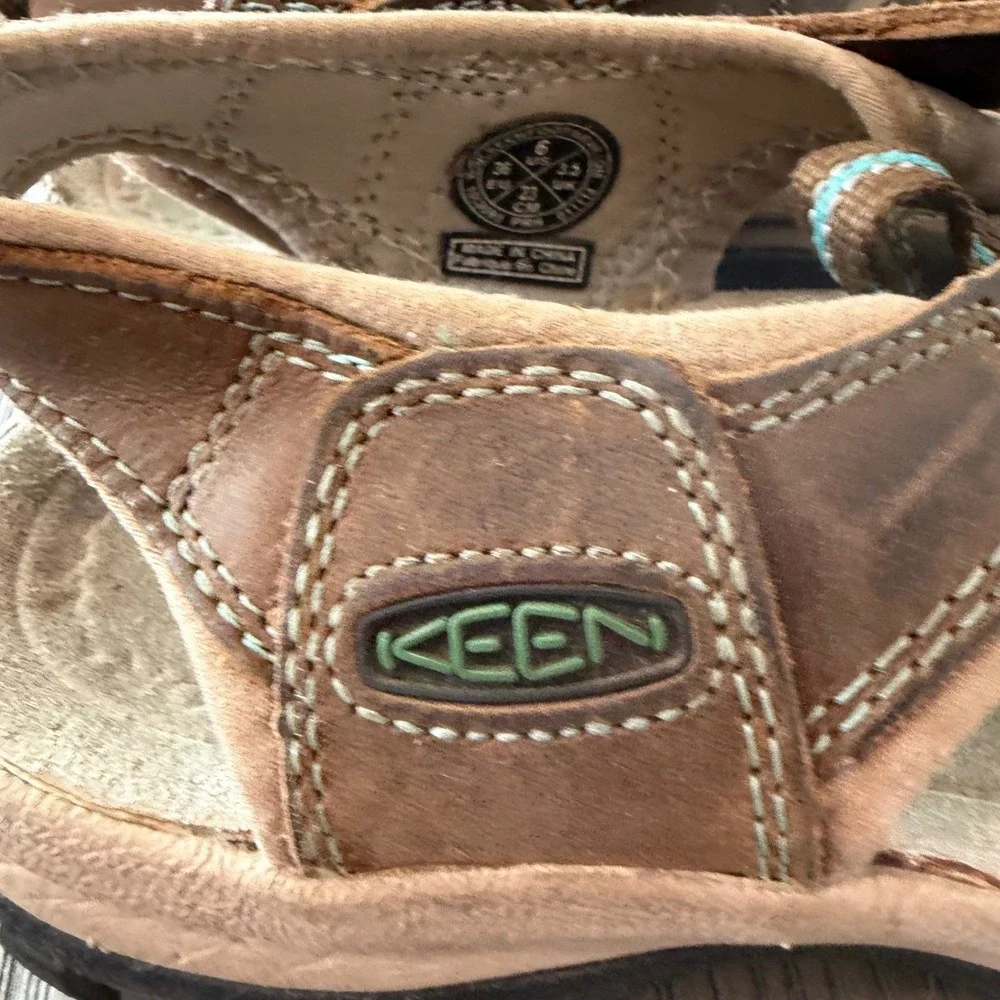 KEEN Whisper Waterproof Leather Hiking Sandals Brown Blue 1003993 Womens 6